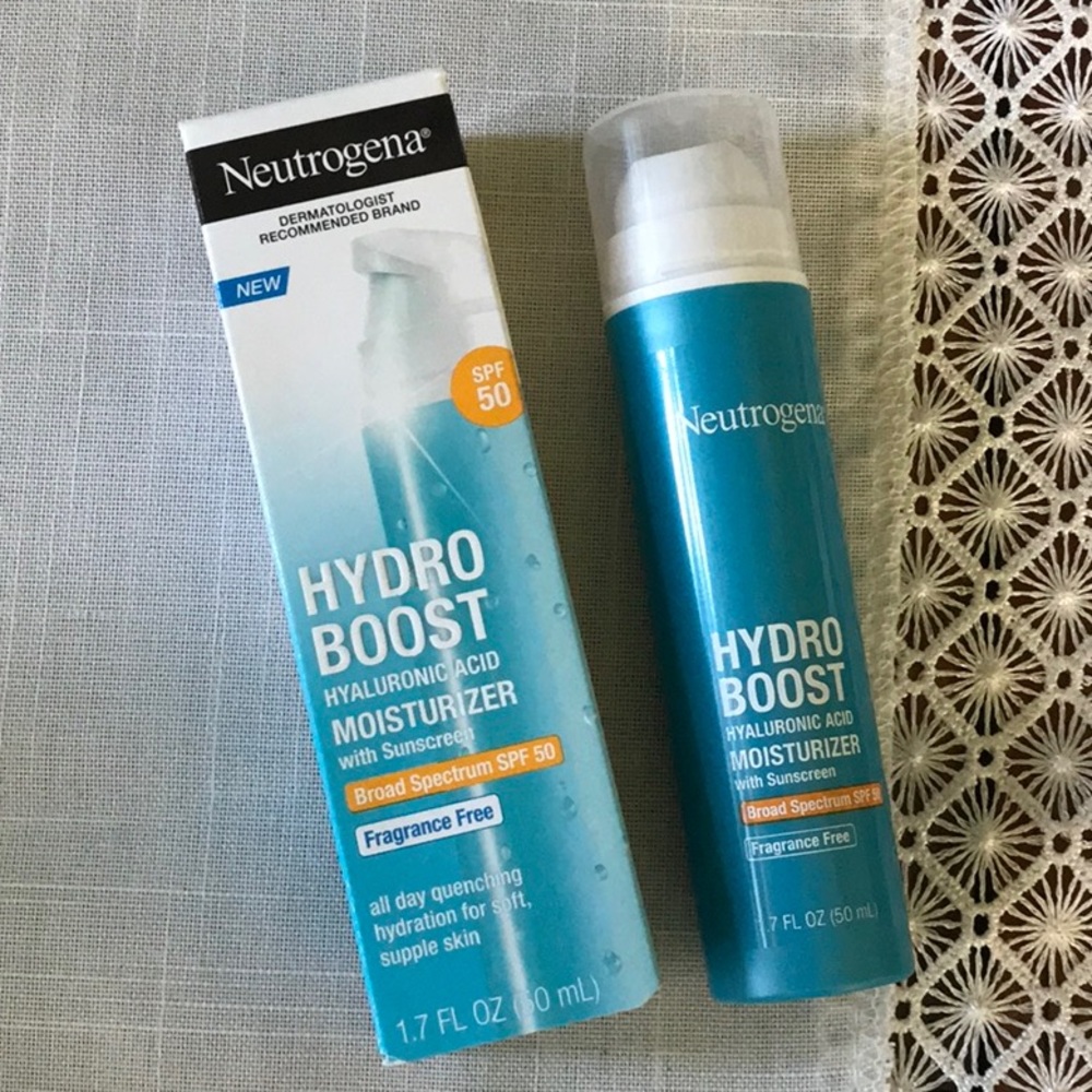 Neutrogena hydroboost hyaluronic acid moisturizer sunscreen SPF50 fragrance free